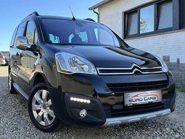 Citroen Berlingo 1.6 BlueHDi XTR, Auto's, Citroën, Monovolume, https://public.car-pass.be/vhr/5d87e7bd-93e4-4dff-adf6-79f670da8685
