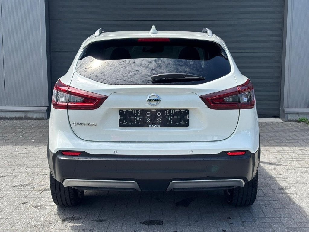 Nissan Qashqai benzine automaat pano dak, Autos, Cuir, 1332 cm³, Entreprise, Phares entièrement LED