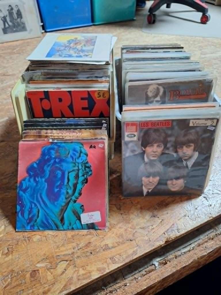 lot de 290 "45 trs" (Beatles, cure, clash, pink floyd,ac/dc), Single, Utilisé, 7 pouces, Rock et Metal