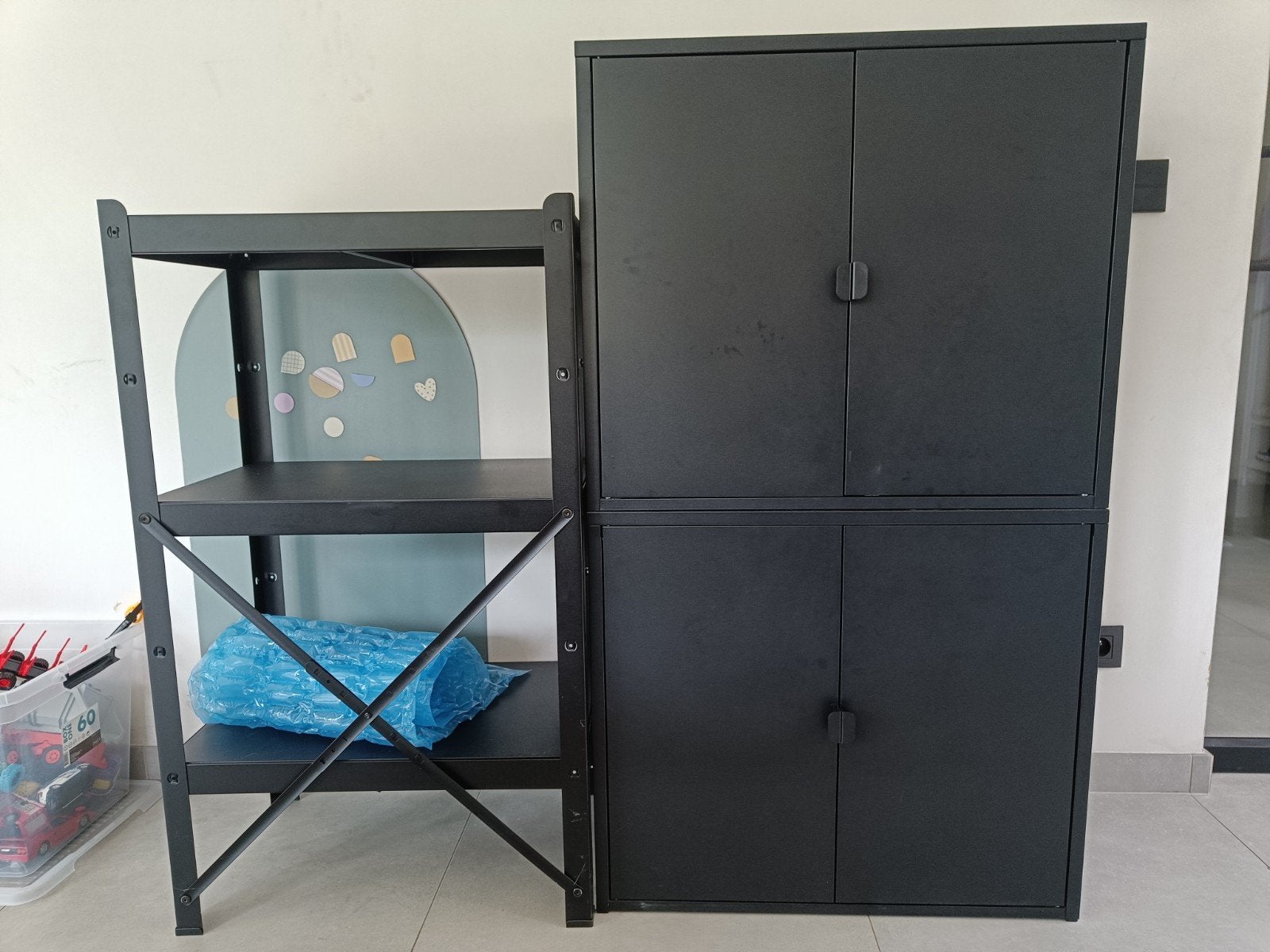 stevige Ikea kasten (bror), Huis en Inrichting, Kasten | Roldeurkasten en Archiefkasten, Ophalen, Gebruikt, Metaal
