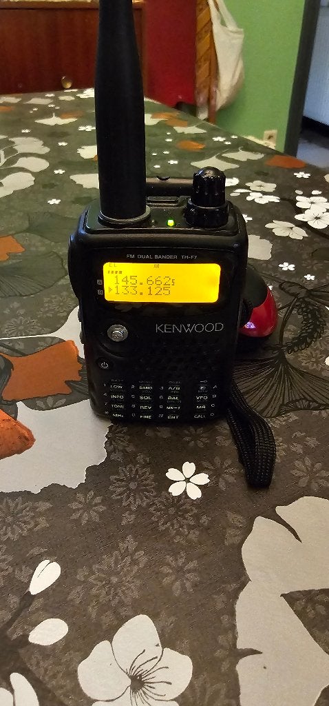 a vendre portable thf7 kenwood avec boite, Envoi, Comme neuf, Émetteur et Récepteur