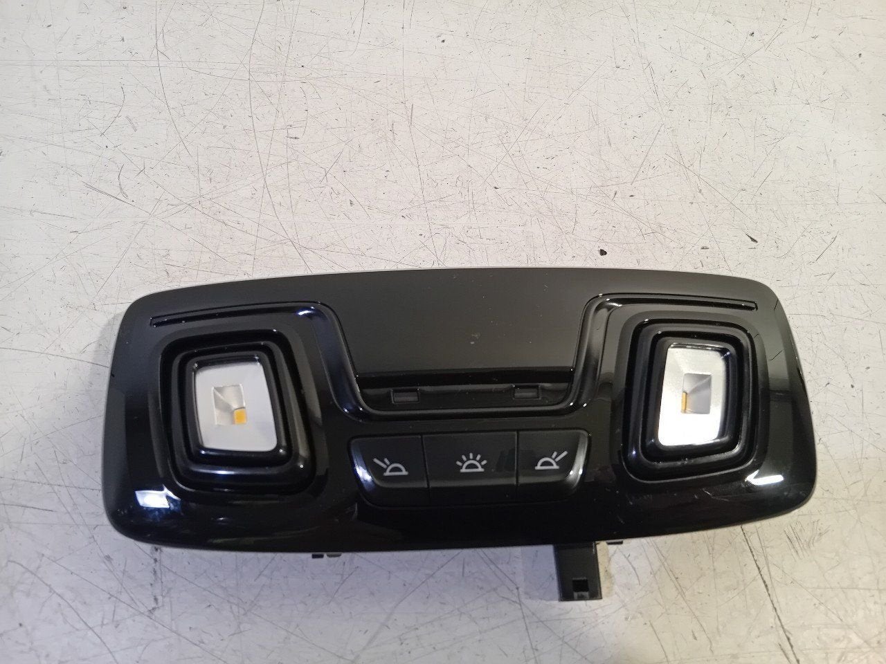 Binnenverlichting BMW iX, Auto-onderdelen, Onderdelen@venauto.nl, Van der Ven Autorecycling B.V., Gebruikt, Ettenseweg 76, 4706 PB Roosendaal, The Netherlands