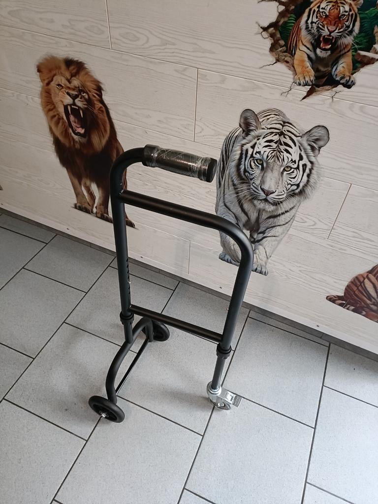 Tribune rampe d'aide à la marche à 3 roues (NEUVE), Ophalen