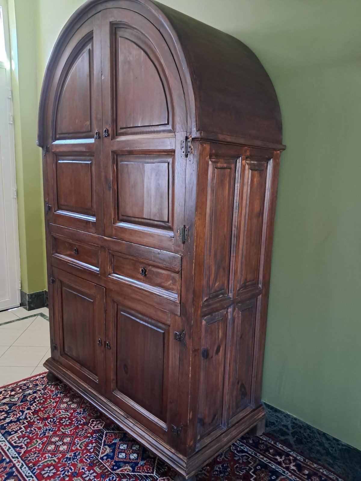 Kast, ideaal voor in hall of als barkast, Ophalen, Met deur(en), 200 cm of meer, Zo goed als nieuw