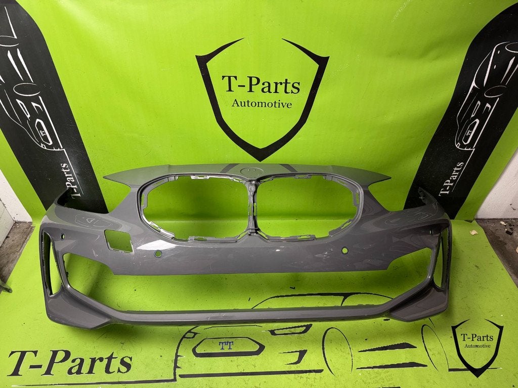 bmw 1 serie f40 voorbumper bumper 18+ M PAKKET, Petuelring 130
80788  Munich, DE, Gebruikt, Info@bmw.de, Bumper