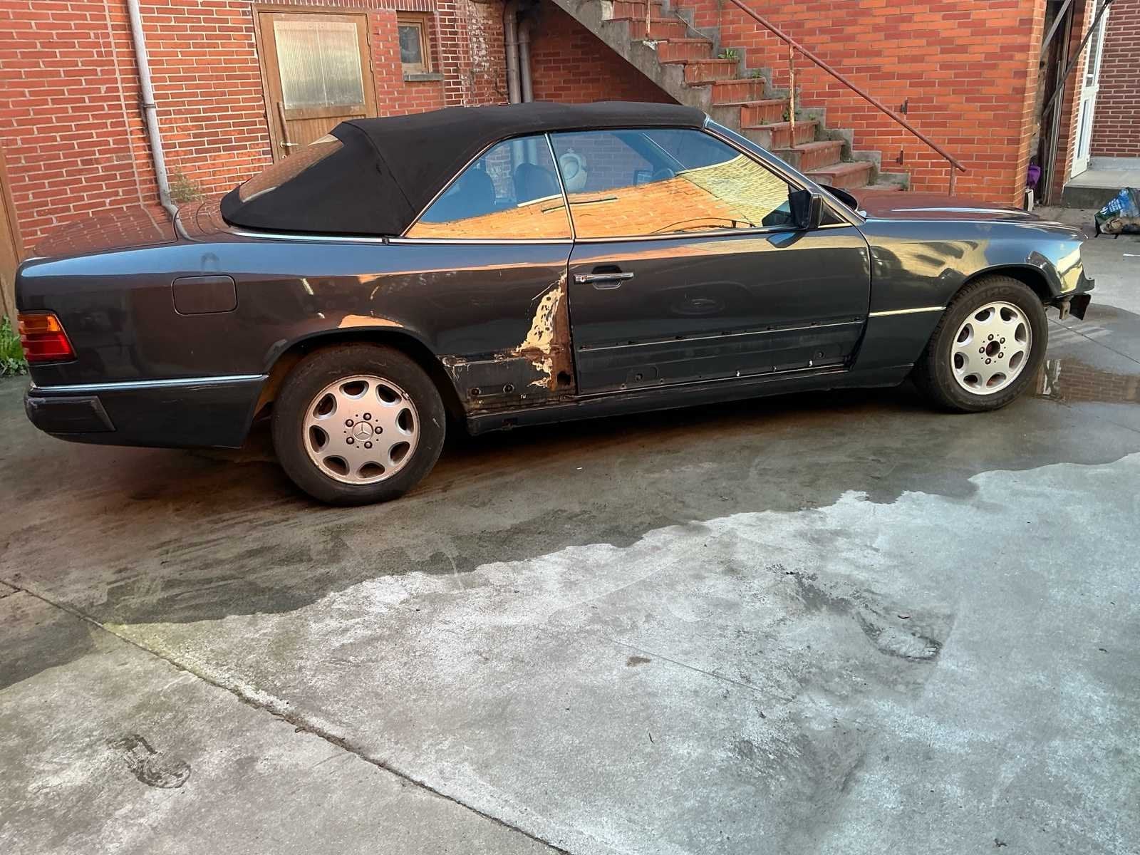 Mercedes Cabrio 300 CE 24V Oldtimer Project, foto 4