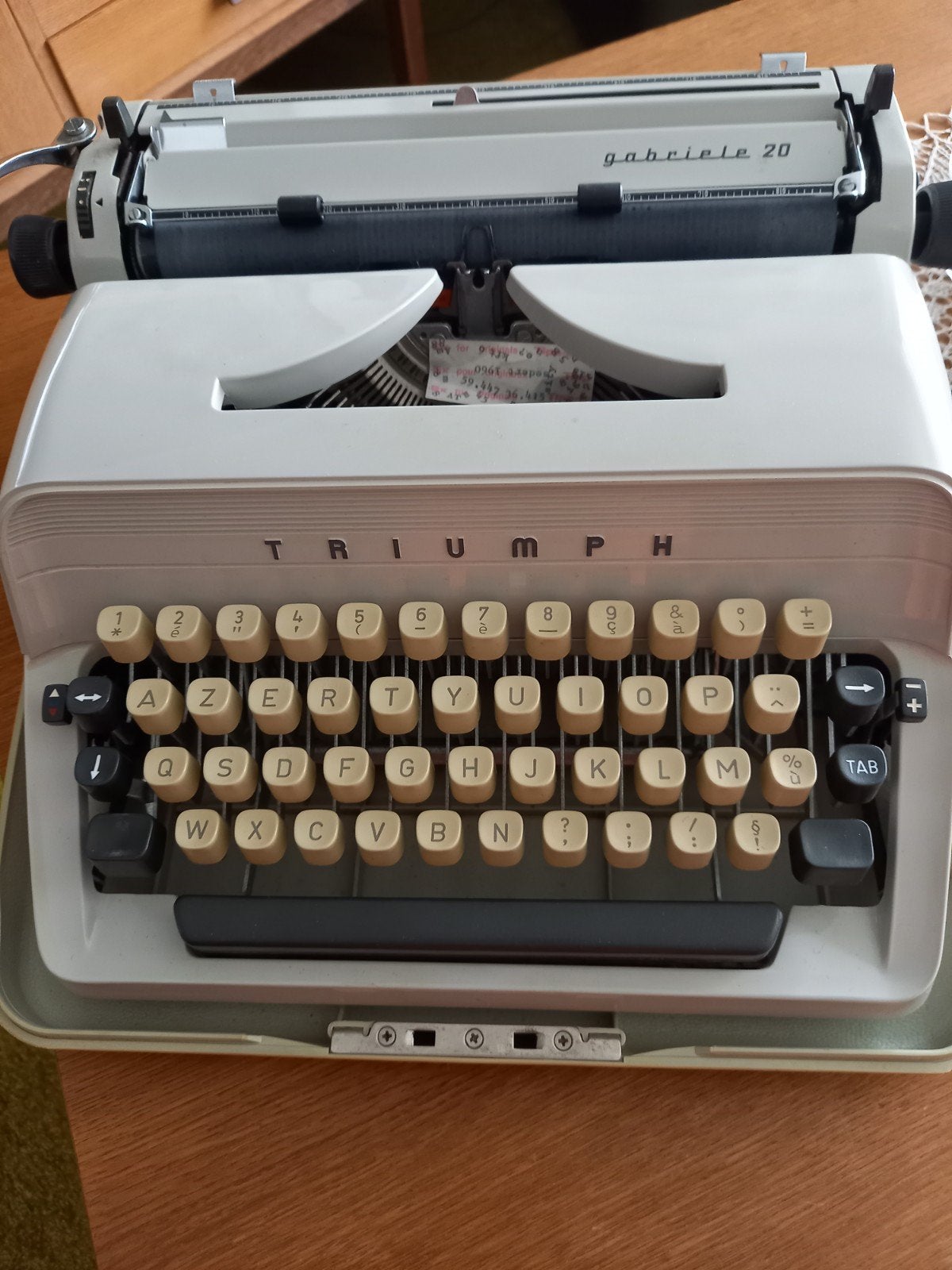 Typemachine Triumph gabriele 20, Divers, Machines à écrire, Enlèvement
