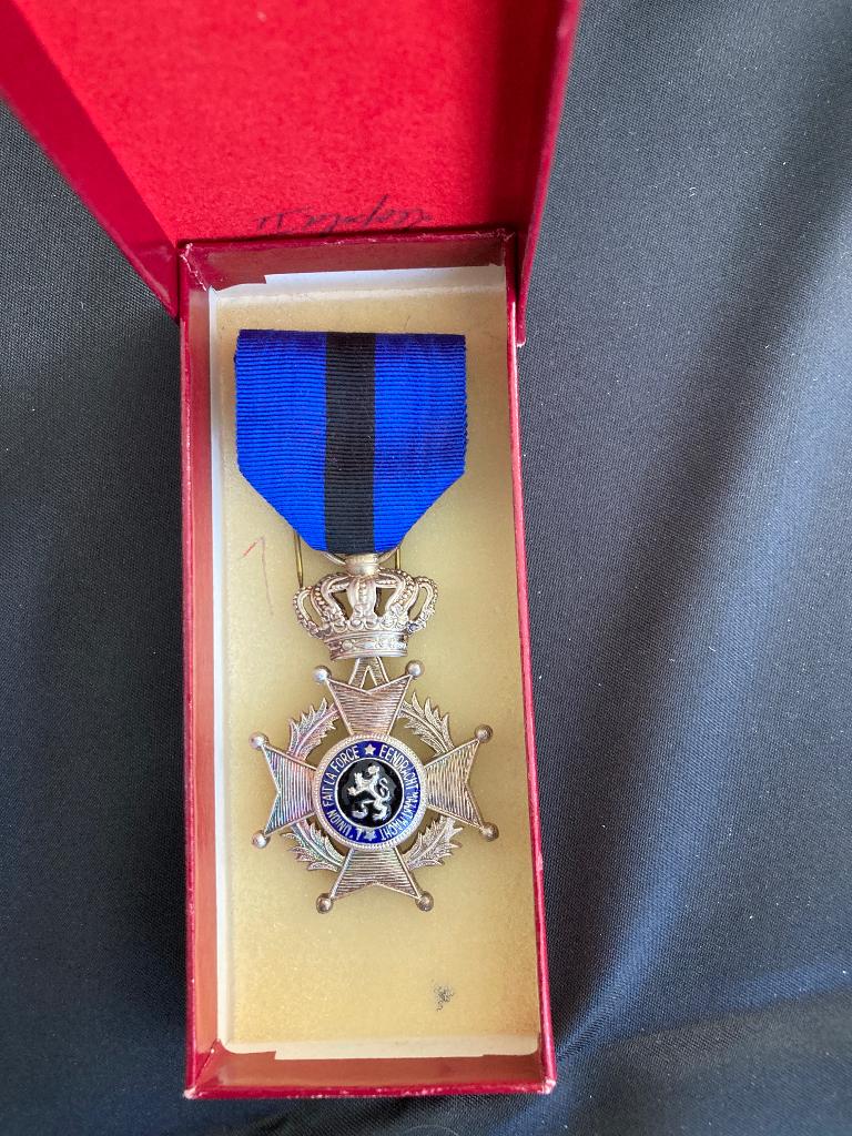 Medaille Ridder in de orde van Leopold III, Ophalen of Verzenden