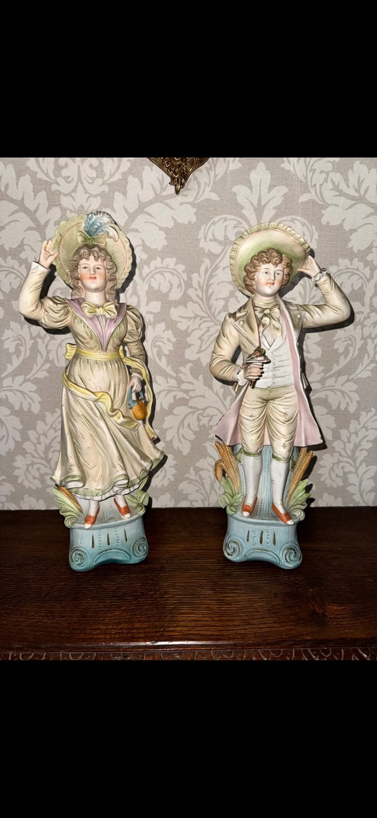 Koppel in biscuit groot, Antiek en Kunst, Antiek | Keramiek en Aardewerk, Ophalen of Verzenden