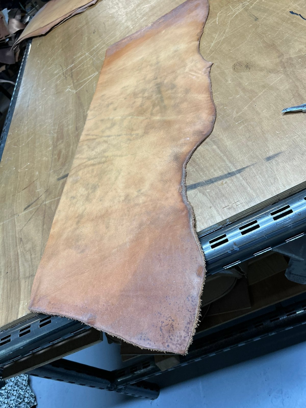 Naturel patina-vintage tuigleer 3,5 mm dikte half soepel nr6, Hobby en Vrije tijd, Ophalen of Verzenden, Zo goed als nieuw