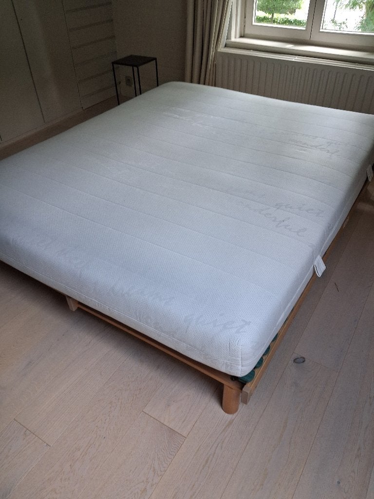 Bedden, Huis en Inrichting, Ophalen, Overige materialen, Beige, Tweepersoons