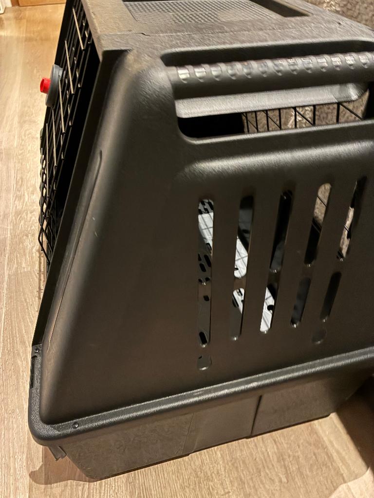 Nieuwe Ferplast autobench, Neuf, 75 à 110 cm, Enlèvement, Niche à chien