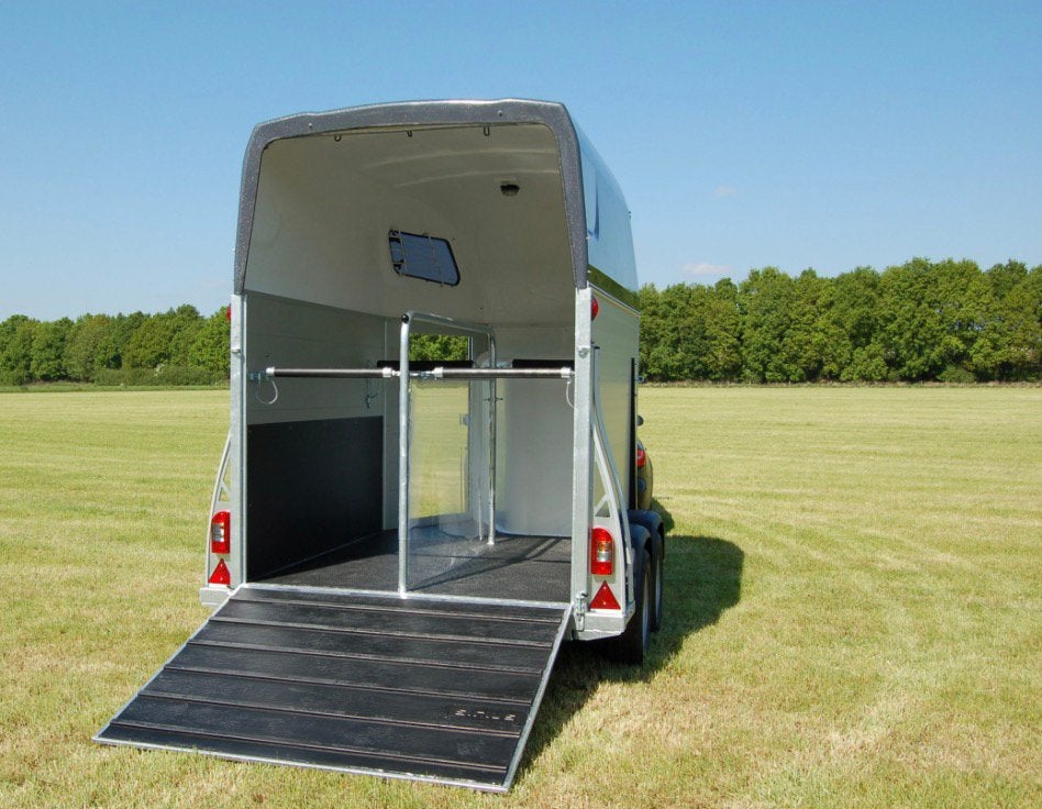 TRAILER/CAMIONETTE TE HUUR GEZOCHT!, Ophalen of Verzenden, Zo goed als nieuw