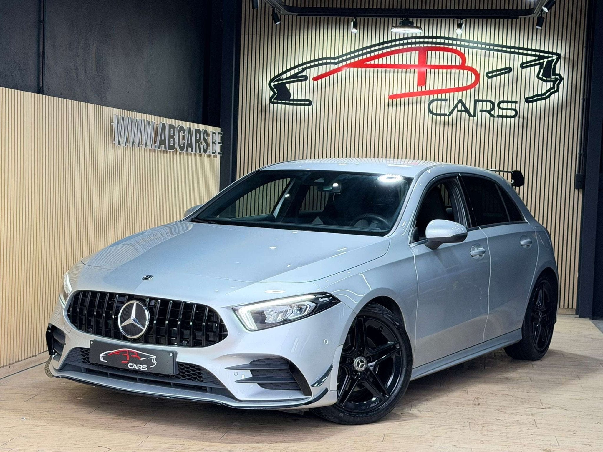 Mercedes-Benz A-Klasse A160 * PACK AMG / LOOK A45S * GAR 12, Gebruikt, 4 cilinders, https://public.car-pass.be/vhr/3839a5e0-59dd-4f9c-848f-4711b29036a6