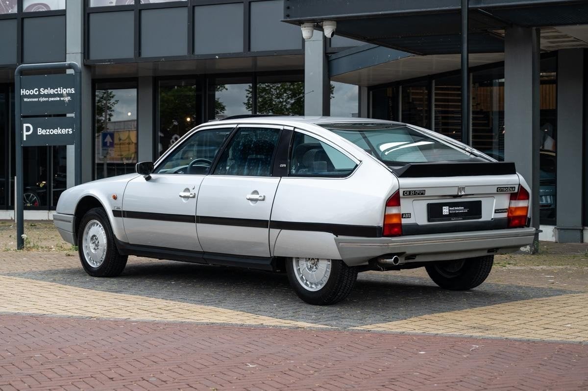 Citroën CX 25 GTi (bj 1986, automaat), Auto's, Oldtimers, Stof, Zwart, Citroën, Bedrijf