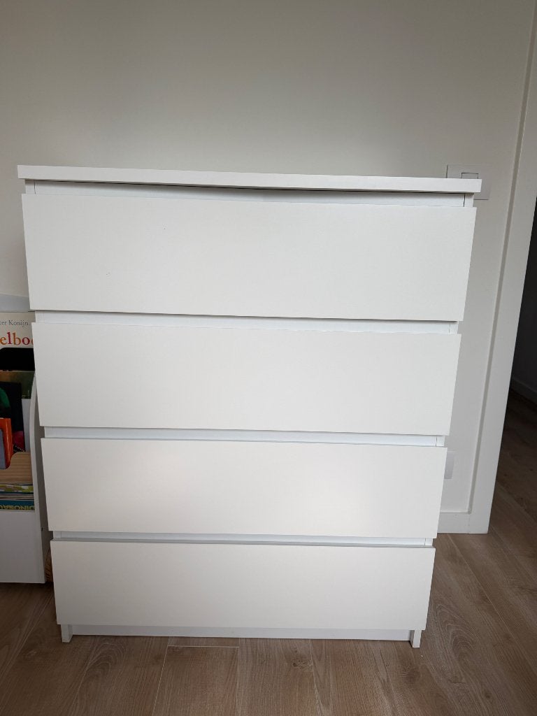 Malm ladekast wit 4 lades Ikea, 3 ou 4 tiroirs, 25 à 50 cm, Enlèvement, Utilisé