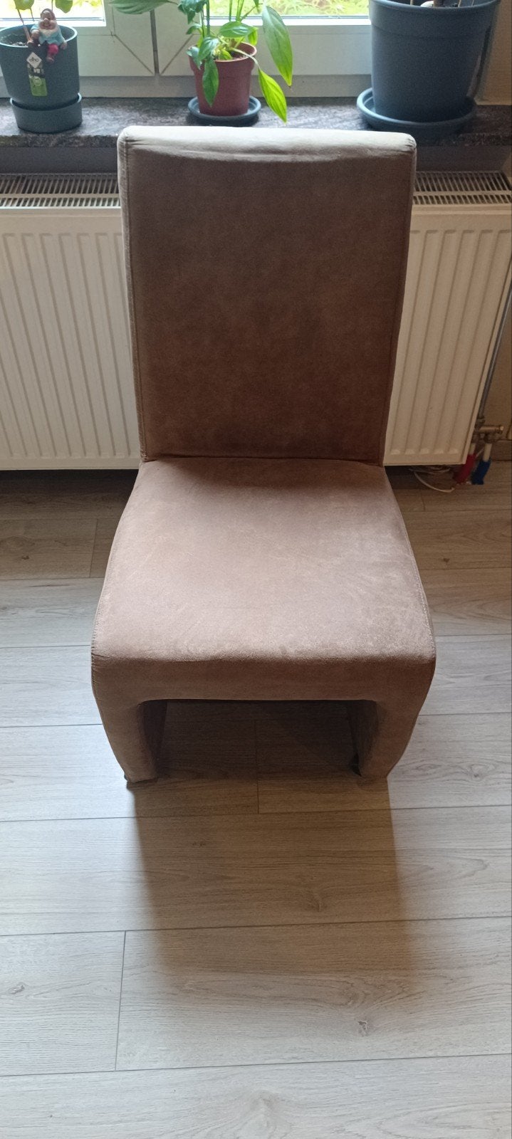 7 eetkamerstoelen, Ophalen