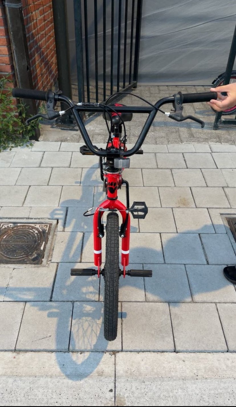 Titel:  Rode BMX fiets – stoer en sportief, Ophalen of Verzenden, Zo goed als nieuw, Staal, 20 tot 24 inch