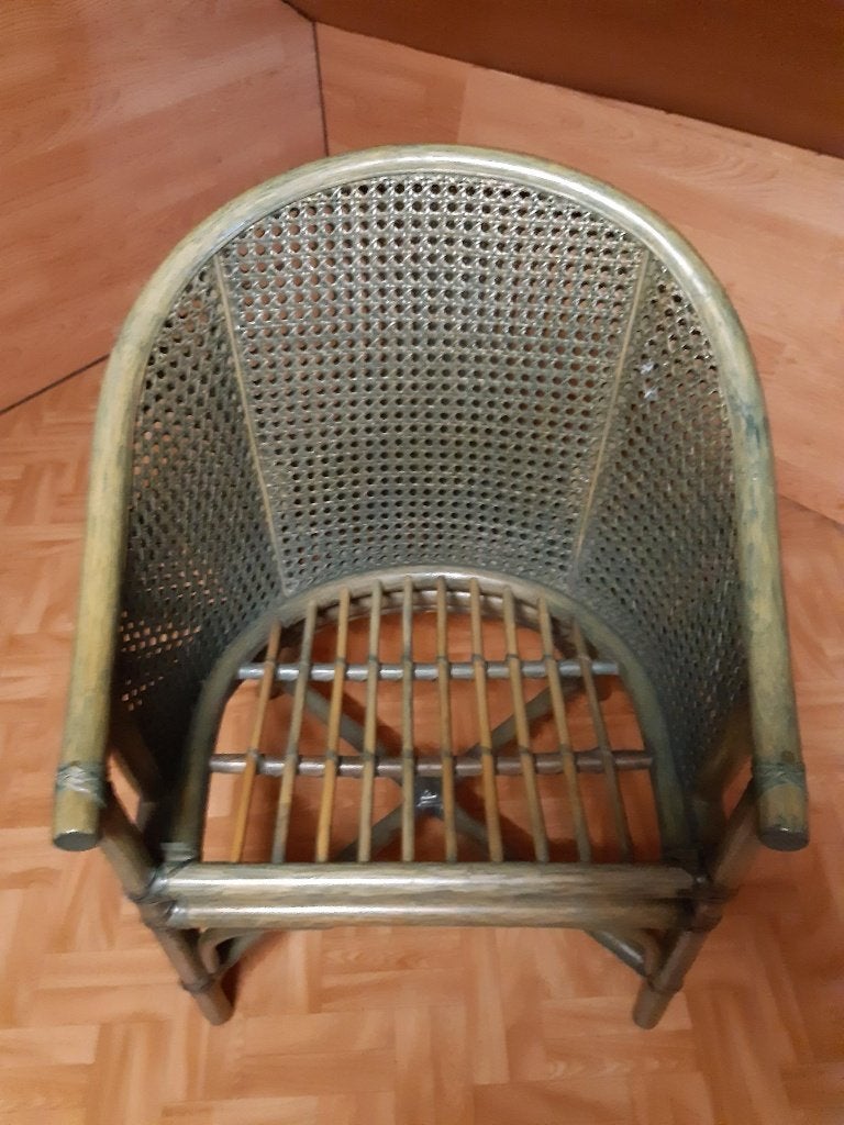 Rotan zeteltje met bijzettafel, Ophalen