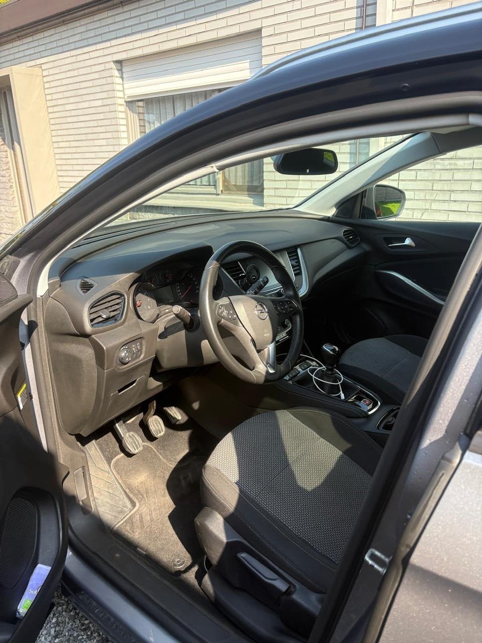 Opel Grandland X 1.2 Essence
150 000
12/2018, Autos, Particulier, Achat, Grandland