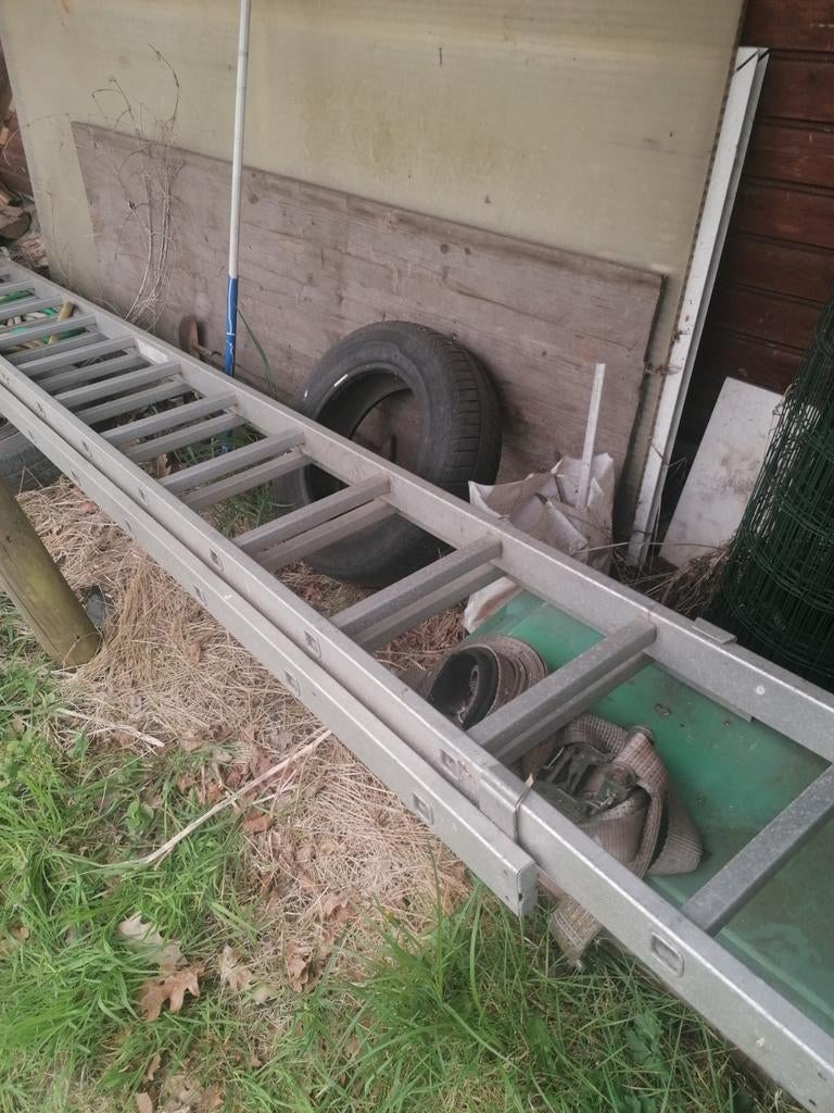 Ladder max 7meter 11x2treden, Doe-het-zelf en Bouw, Ladders en Trappen, Ophalen