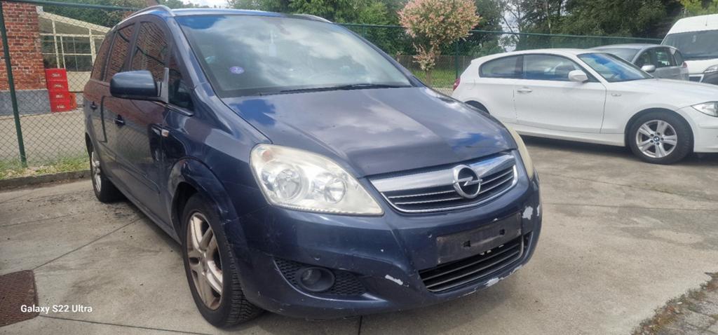 Opel Zafira bj 2010  1.6 benzin let 260000km, Autos, Euro 5, Achat, Entreprise, Boîte manuelle
