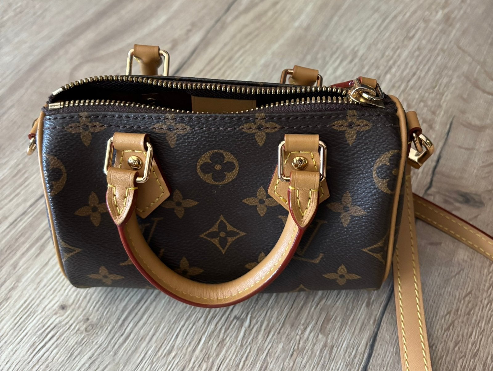 Louis Vuitton Nano speedy, Ophalen, Zo goed als nieuw, Handtas