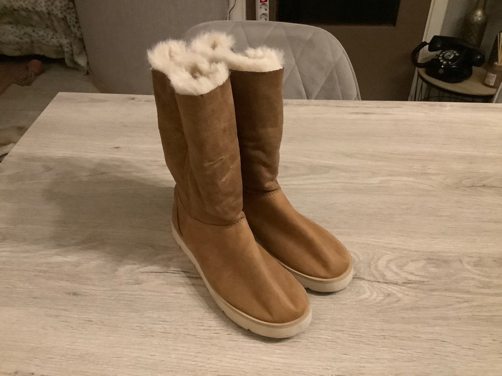 Meisjes bruine laarsjes Wol) (Maat 36), Meisje, Ophalen of Verzenden, Onbekend, Laarzen