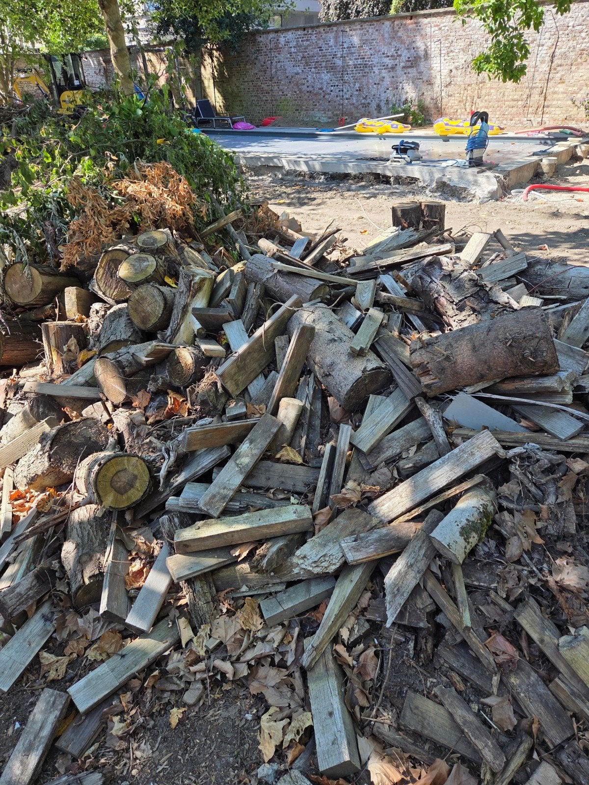 Brandhout, zowel van afgekapte bomen als oud parket, Tuin en Terras, Brandhout, Ophalen