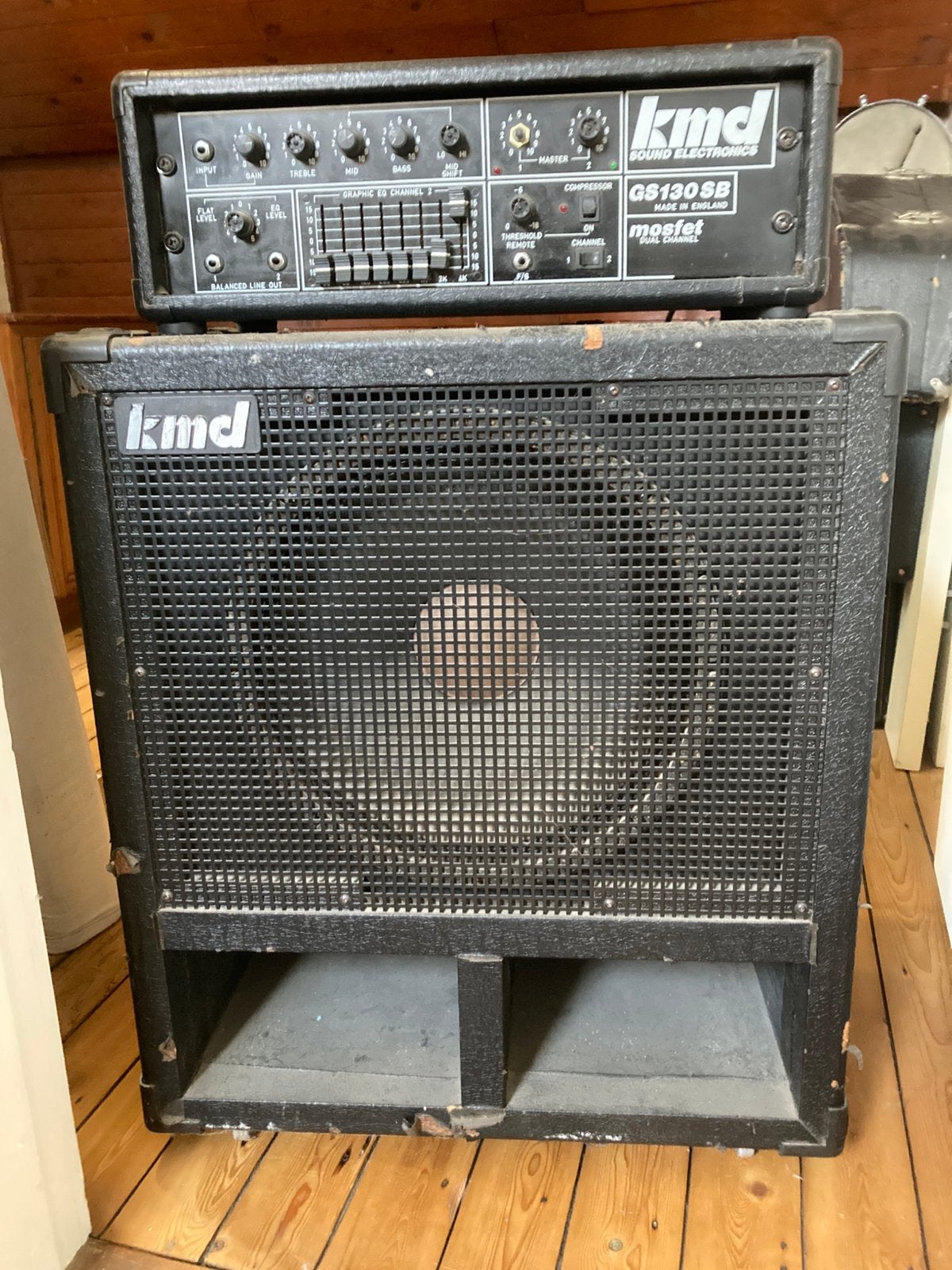 Amplificateur de basse kmd 130W, Musique & Instruments, Enlèvement, Utilisé, Guitare basse, 100 watts ou plus