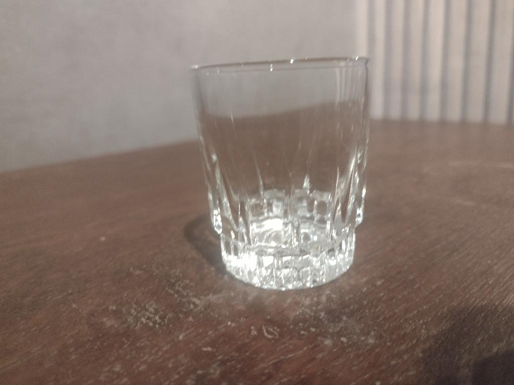 Jenever glasje, Ophalen, Zo goed als nieuw, Borrel- of Shotglas