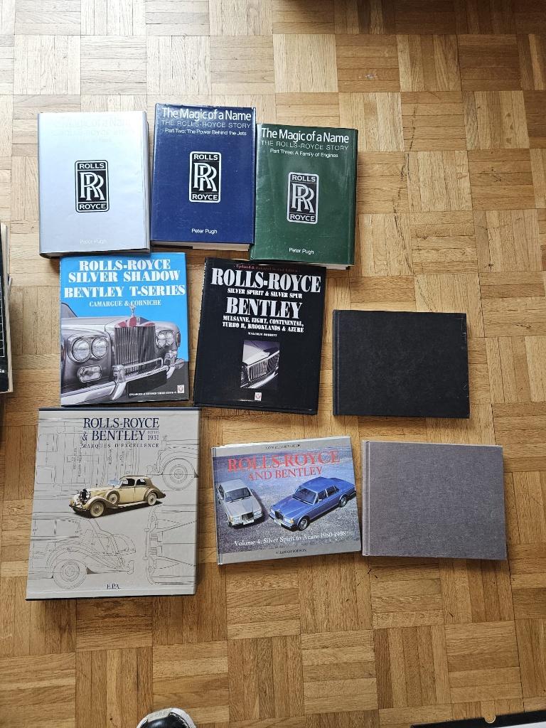Rolls Royce en Bentley boekenset, Boeken, Auto's | Boeken, Ophalen, Zo goed als nieuw, Overige merken