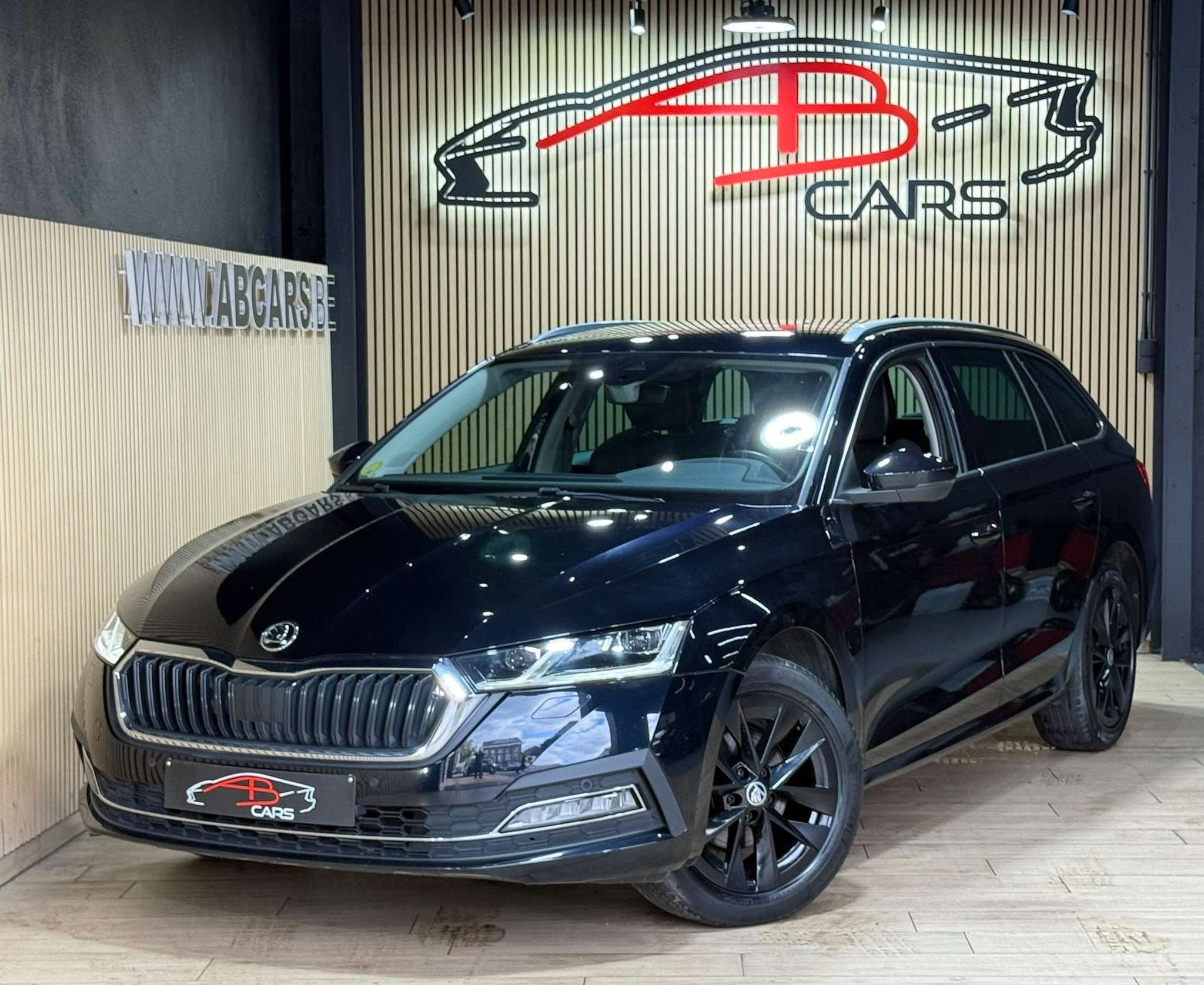Skoda Octavia SW 2.0 TDi SCR SPORT * GARANTIE 12 MOIS * 1ER, Cuir, Achat, Euro 6, Entreprise