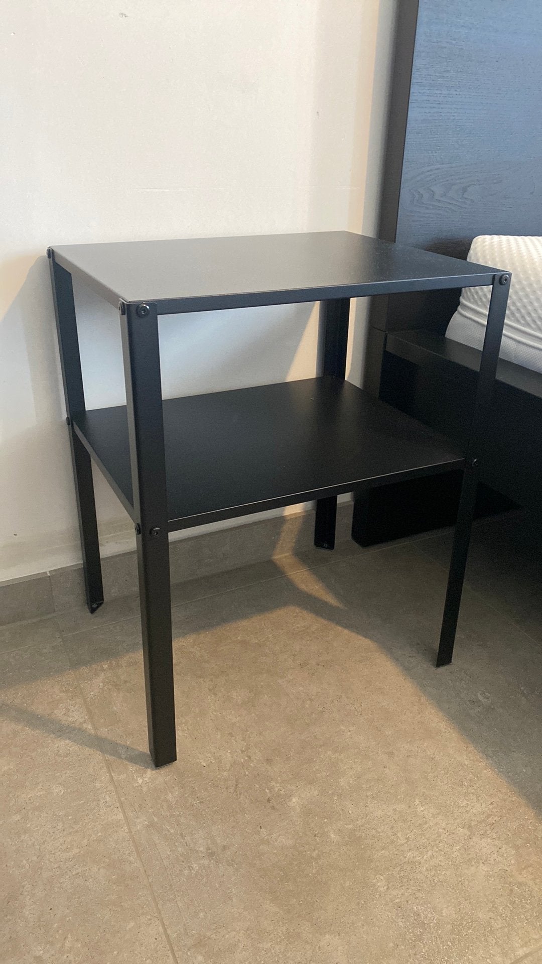 Ikea bijzettafel/ nachttafeltje, Ophalen, Zwart, Metaal, Nieuw