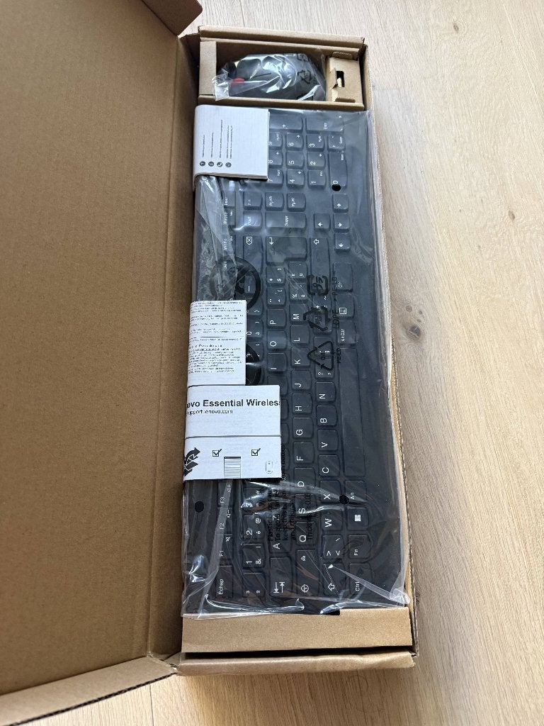Lenovo draadloos toetsenbord + muis, Computers en Software, Toetsenborden, Ophalen, Toetsenbord en muis-set, LENOVO, Draadloos