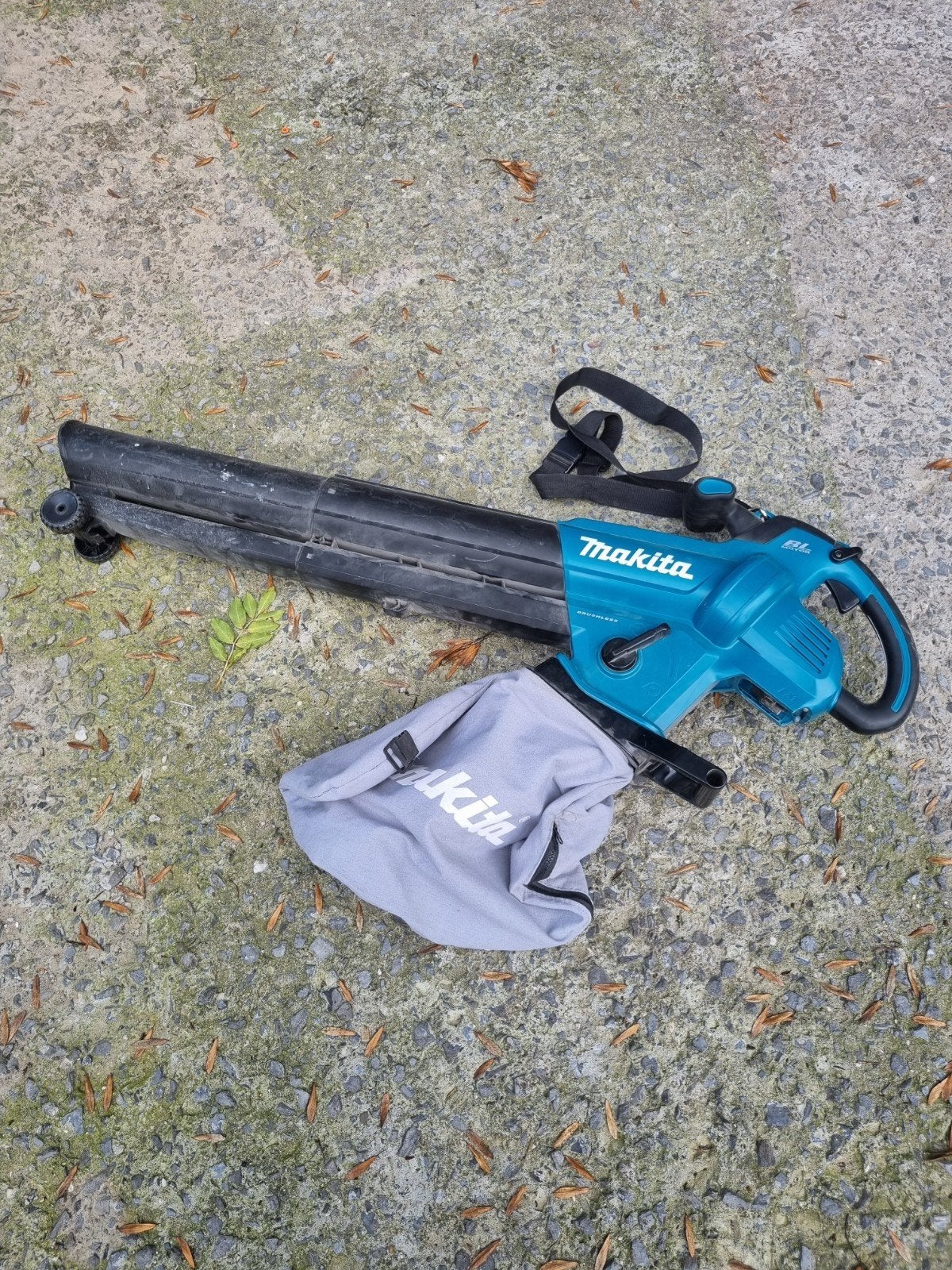accu bladblazer, Ophalen, Zo goed als nieuw, Met opvangzak, Makita