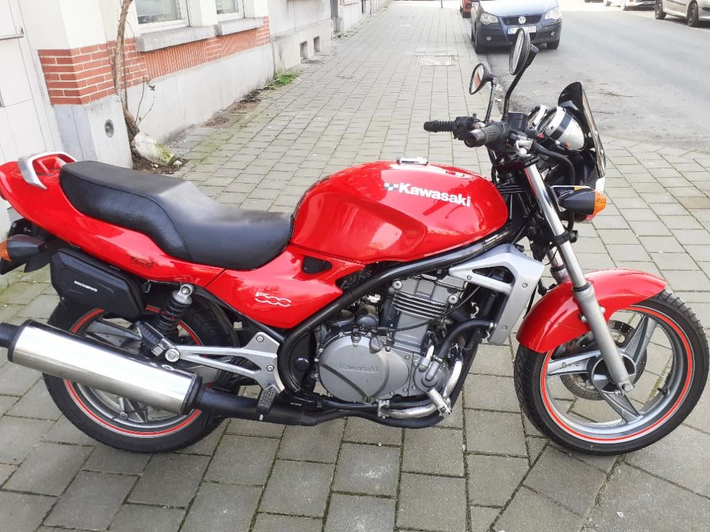 Moto kawasaki er5A, Occasion, Plus de 35 kW, 2 cylindres, Particulier