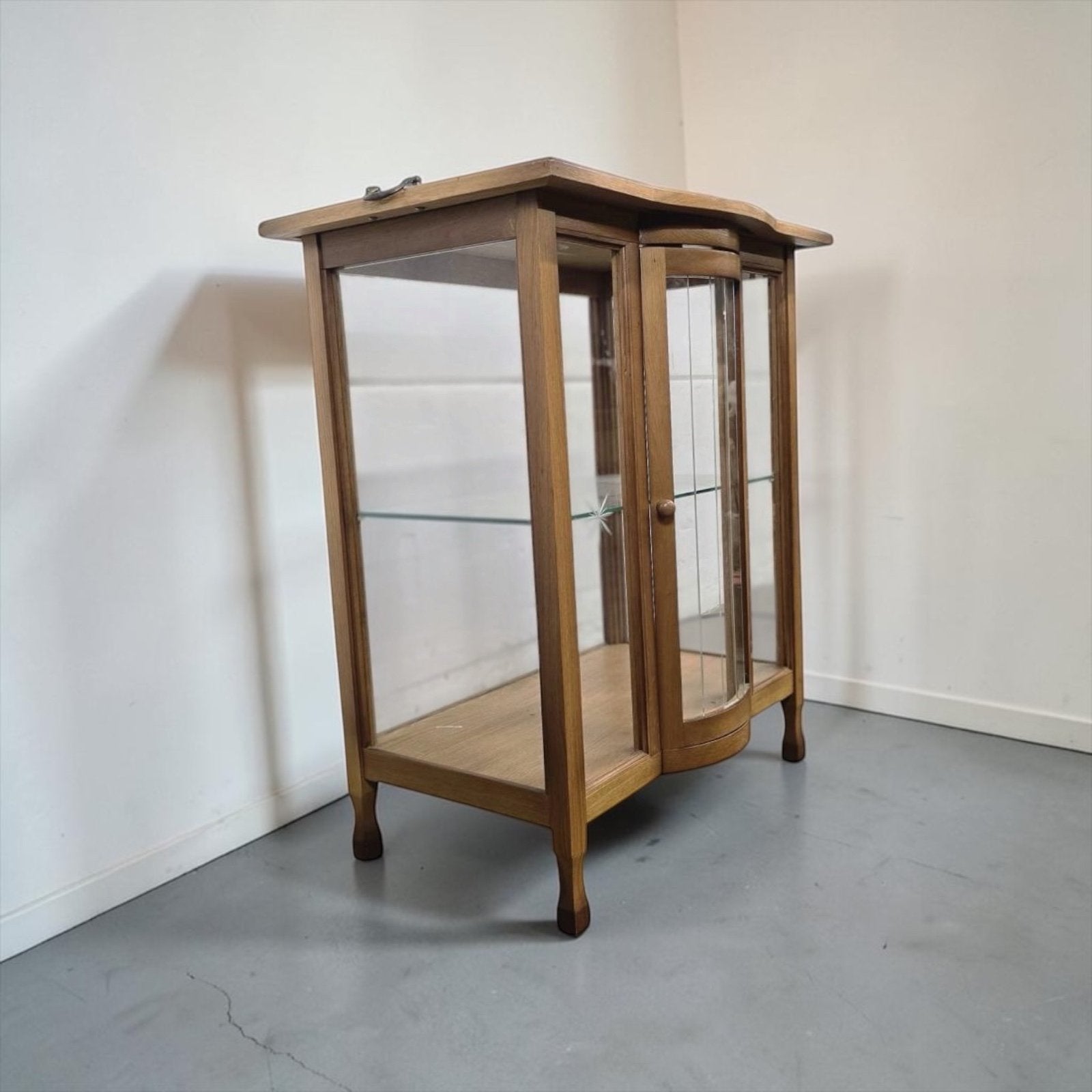 Meuble de bar/vitrine et étagère vintage en bois, Envoi, Utilisé