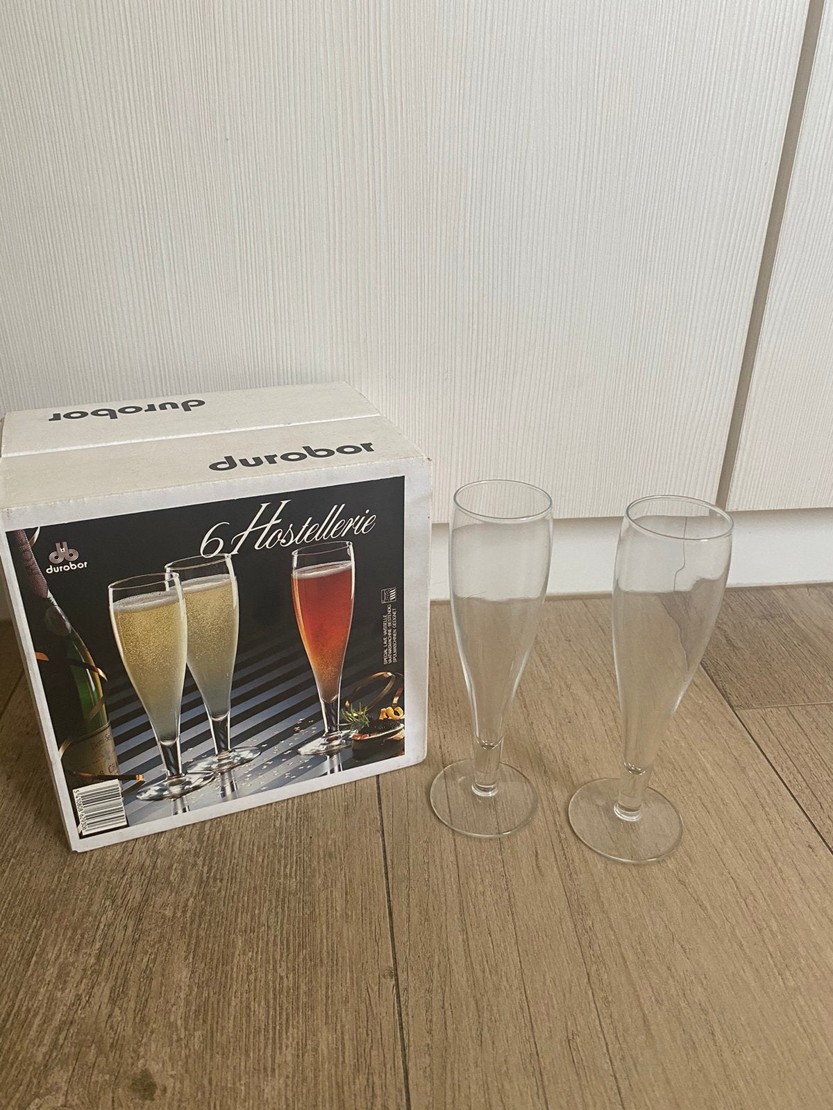 NIEUW! 6 mooie wijnglazen: PER STUK €0,50, Verzamelen, Ophalen, Zo goed als nieuw