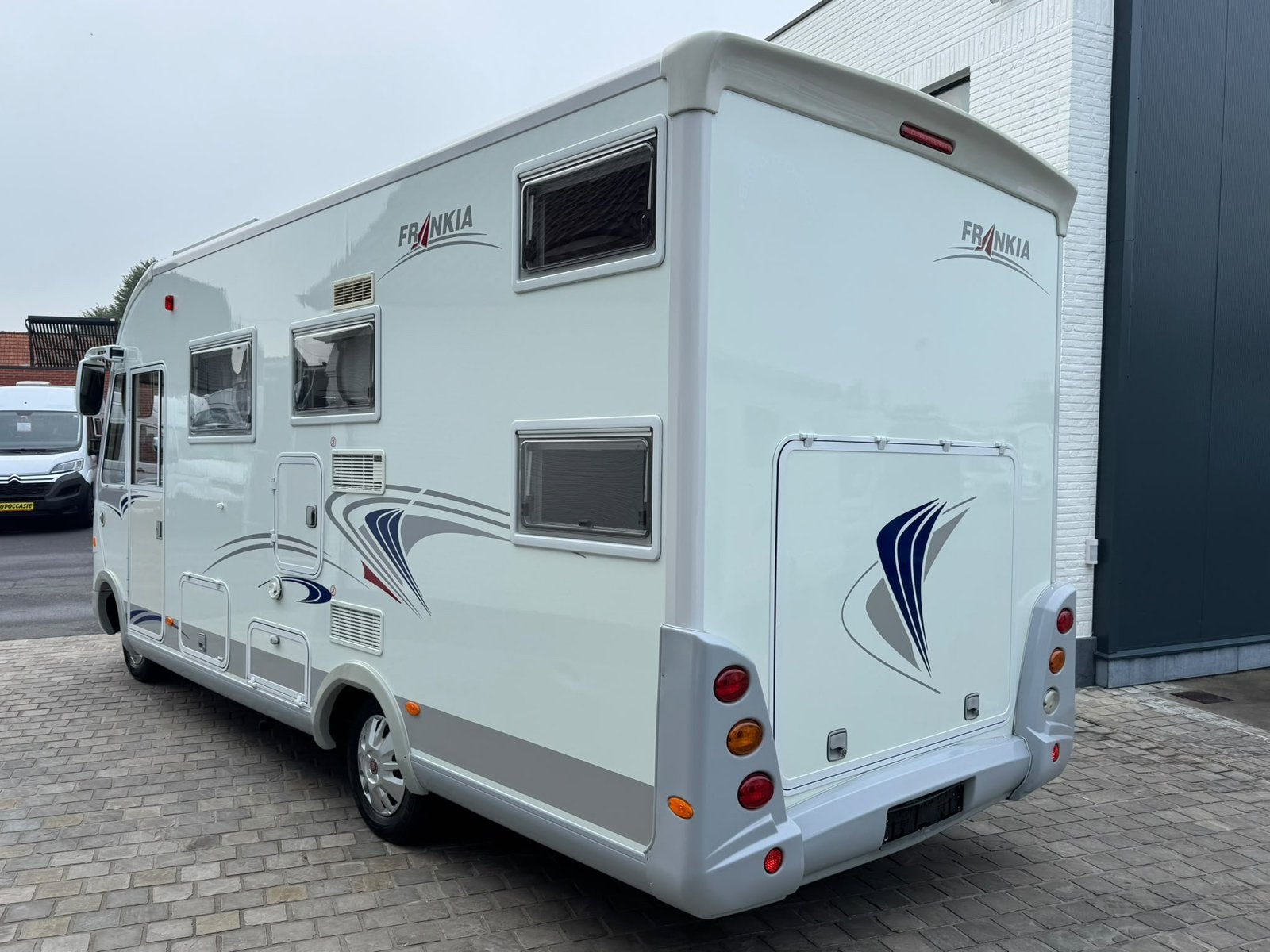 Classe de vacances Fiat Ducato Frankia, Fiat, Boîte manuelle, Intégral, Douche