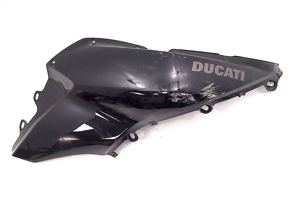 COUVERCLE DU RÉSERVOIR DROITE Ducati (48032941A), Motos, Dhr. S. di Majo, Utilisé, Info@cama-motorparts.nl, P.J. Troelstraweg 8 8
3144 CX  MAASSLUIS, NL