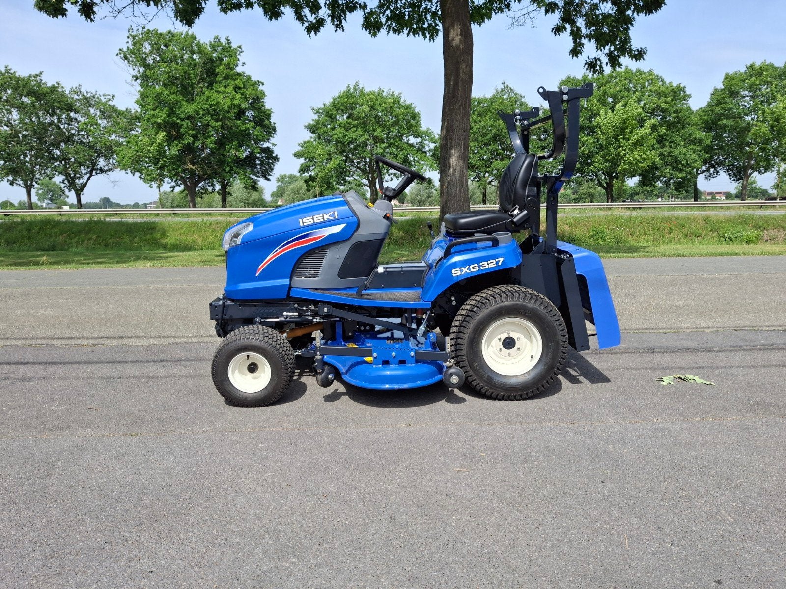 Zitmaaier Iseki SXG324 SXG327 achterloos of mulching - NIEUW, Tuin en Terras, Cirkelmaaier, Ophalen, Opvangbak
