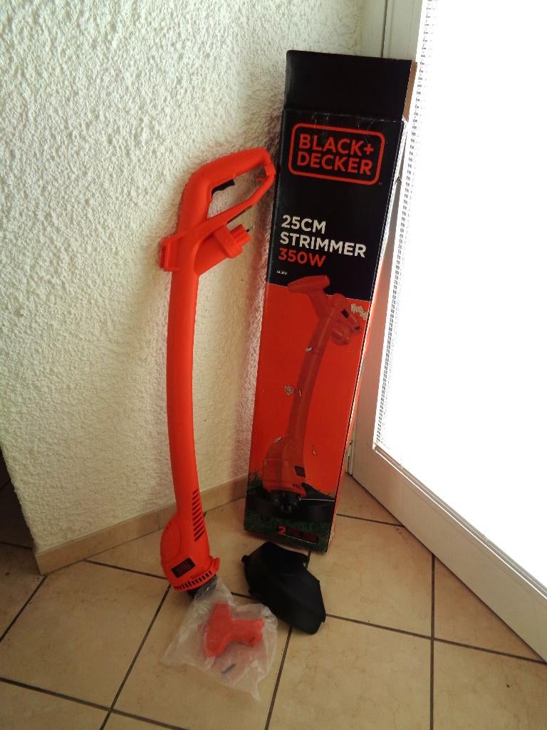 Coupe Bordures Black & Decker GL360 25 cm Neuf., Enlèvement ou Envoi, Neuf, Électrique, Black & Decker
