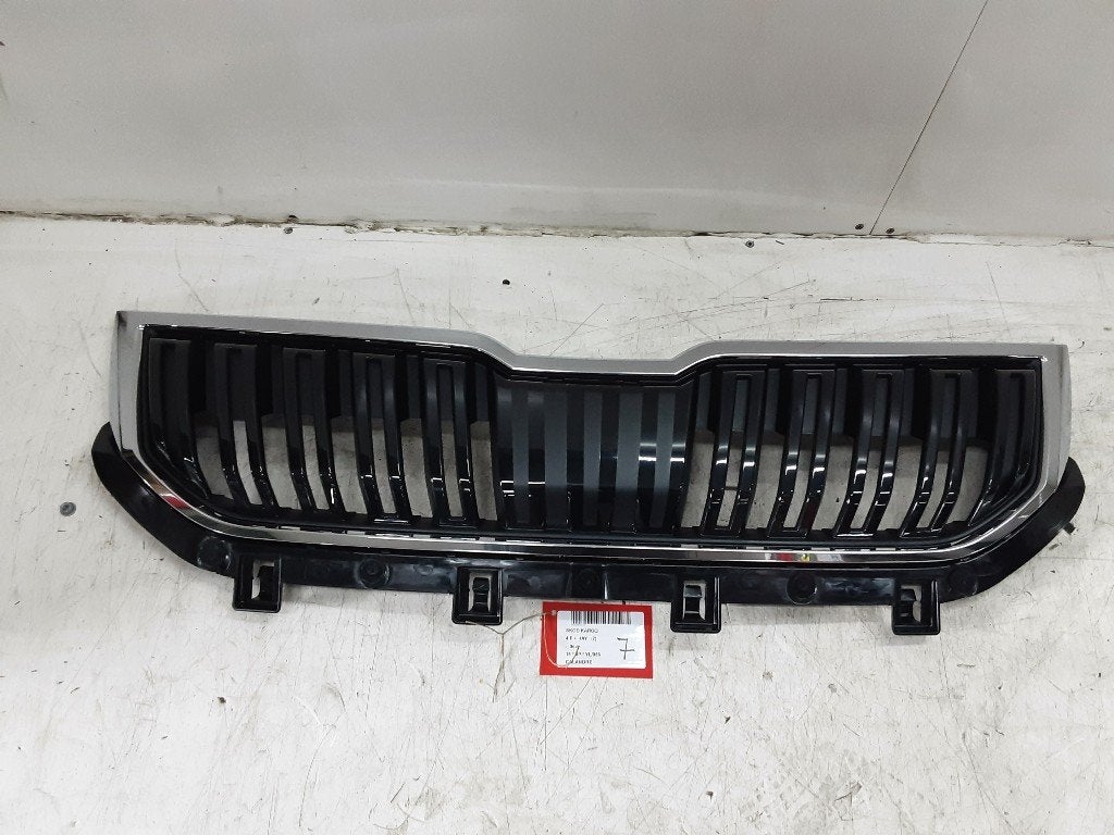 LUCHTROOSTER Skoda Karoq (01-2017/-) (57A853653B), Gebruikt, Mevr. I. Hauben, Skoda, Rue de l'Espoir 34 34
4030  GRIVEGNÉE, BE