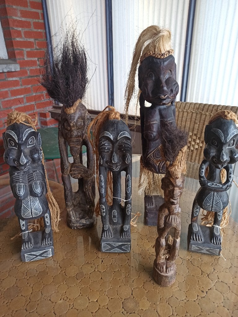 houten mannen, Ophalen