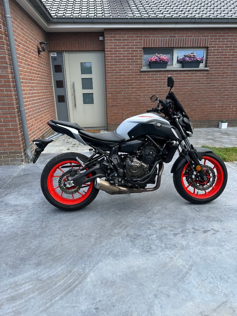YAMAHA MT07 - 55 KW - PNEUS NEUF - 13400 KM - 05/2019, Plus de 35 kW, 2 cylindres, 700 cm³, ABS