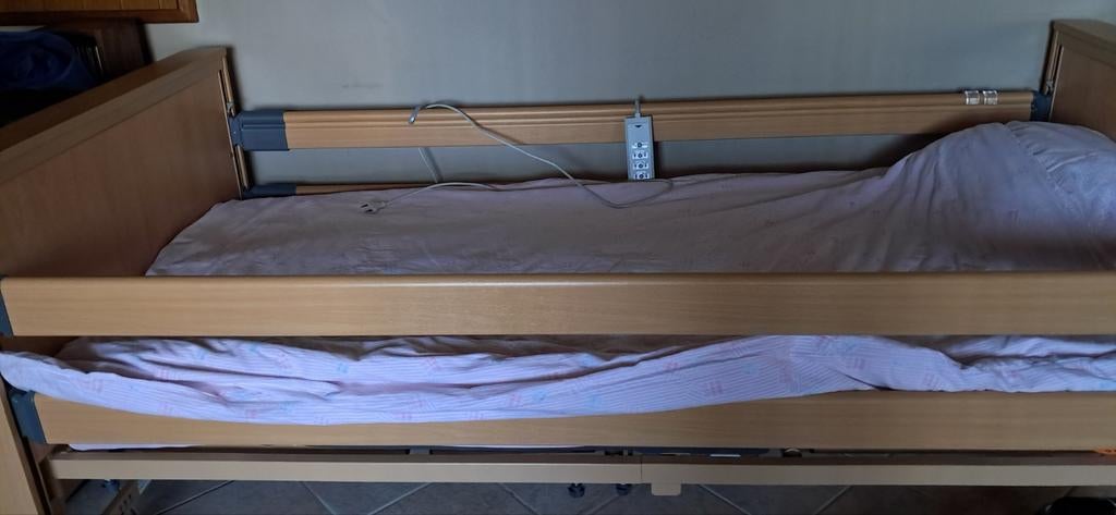Bed, Huis en Inrichting, Slaapkamer | Bedden, Ophalen