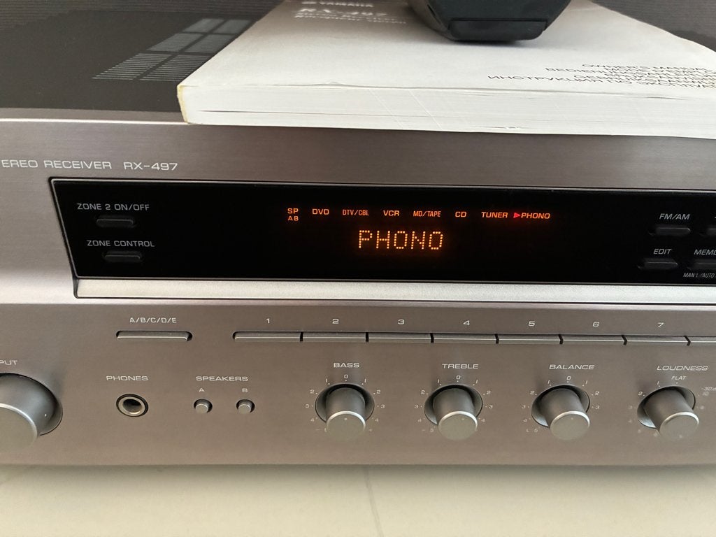 Yamaha Stereo Versterker - platenspeler aansluiting, Audio, Tv en Foto, Versterkers en Ontvangers, Gebruikt, Stereo, 60 tot 120 watt