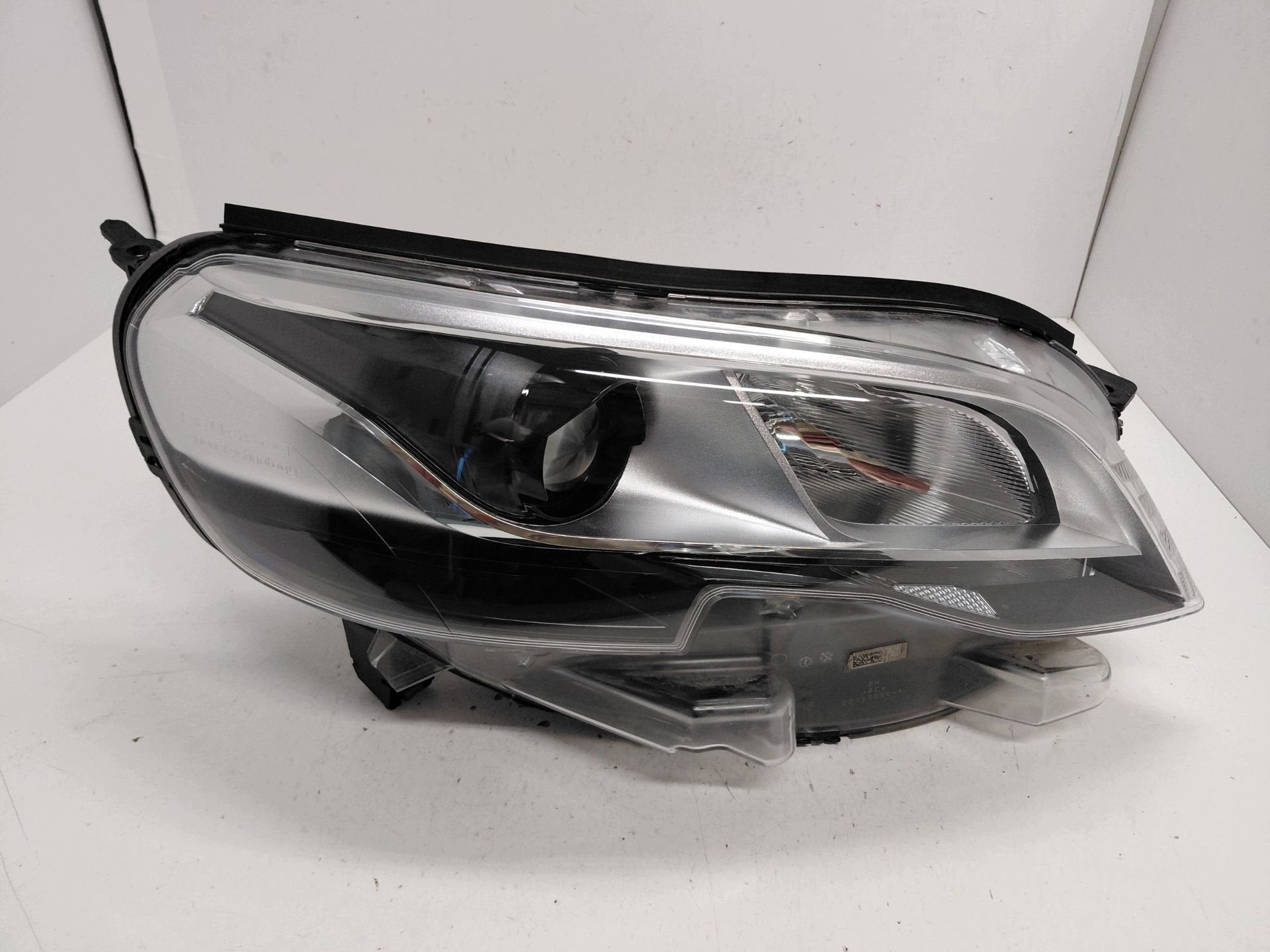 Peugeot Expert III Koplamp Rechts 9808235780, Taurusavenue 1
2132 LS  Hoofddorp, NL, Gebruikt, Contact.group@renault.com, Stellantis N.V.