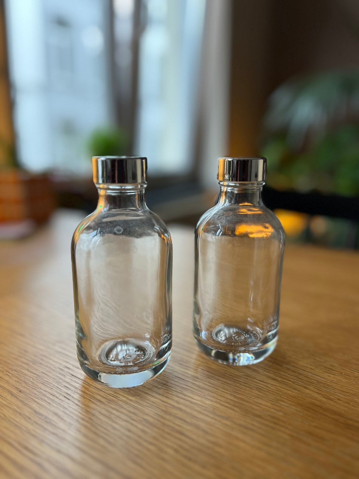 Glazen flesjes met schroefdop, Ophalen of Verzenden, Zo goed als nieuw